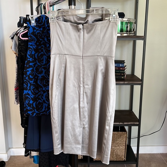 Guess brand dress size small - Picture 2 of 2